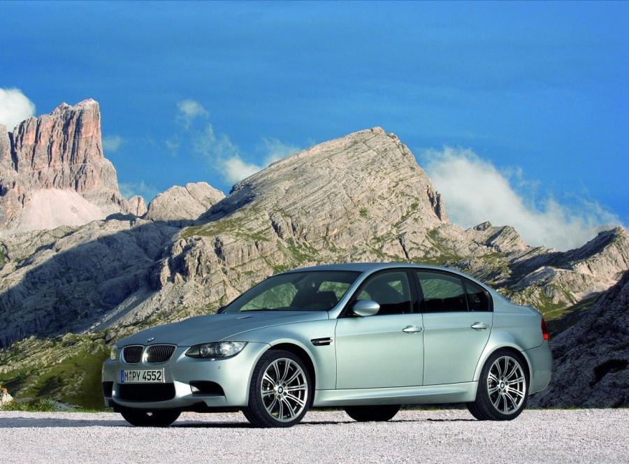  BMW M3 Sedan 2008 года  (фото 56 из 85)